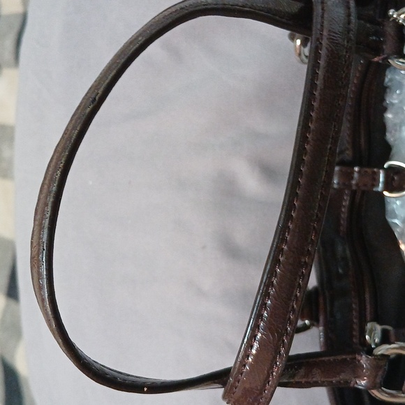 Coach - Picture 4 of 10